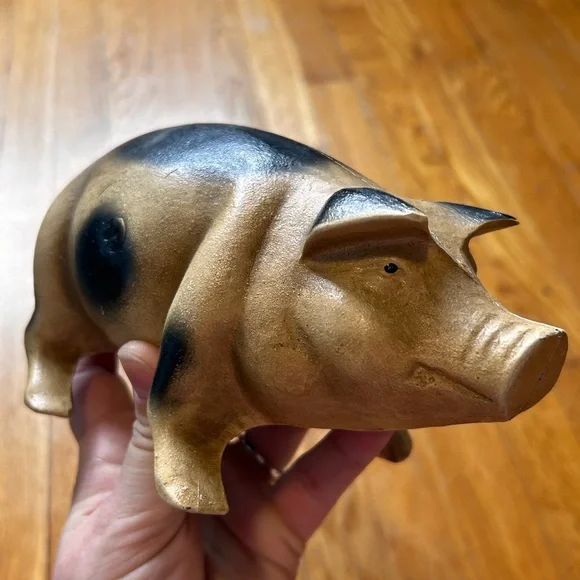 Cracker Barrel Piggy Bank - Picture 1 of 3